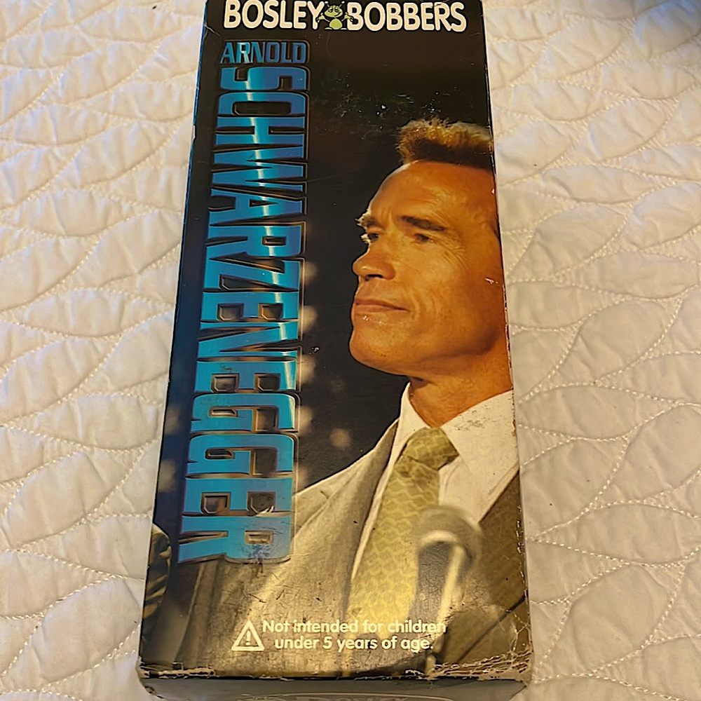 Arnold Schwarzenegger bobble head with gun